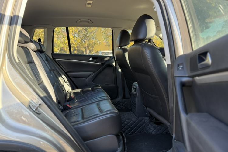 Used Volkswagen Tiguan 2015 1.8TSI Automatic Two-Wheel Drive Comfort Edition Exterior 10