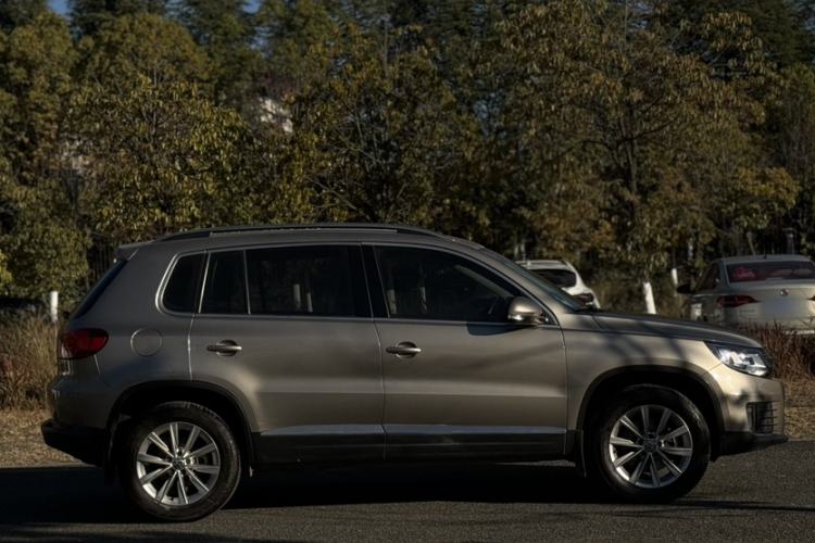 Used Volkswagen Tiguan 2015 1.8TSI Automatic Two-Wheel Drive Comfort Edition Exterior 12