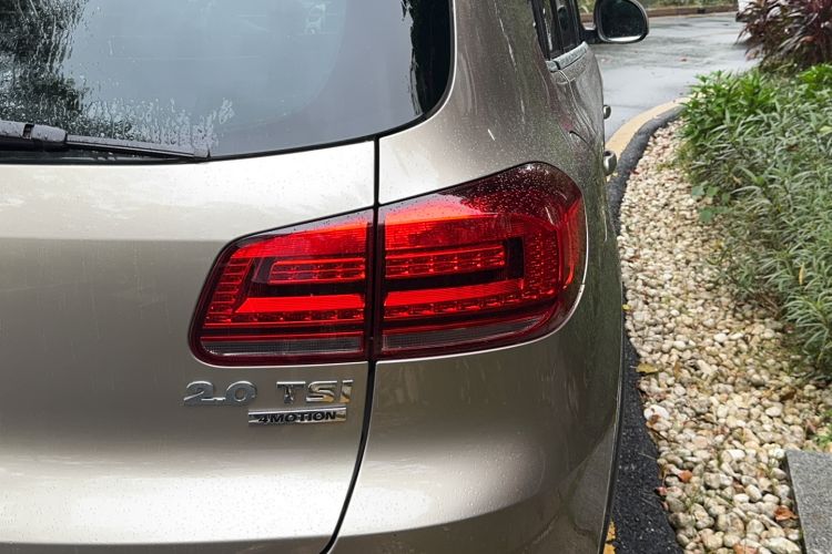 Used Volkswagen Tiguan 2015 2.0 TSI Comfort Edition Exterior 13