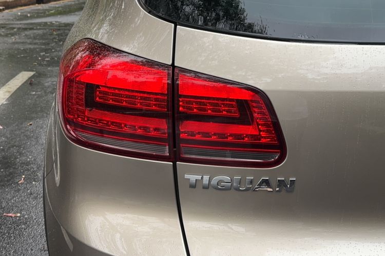 Used Volkswagen Tiguan 2015 2.0 TSI Comfort Edition Exterior 14