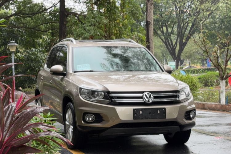 Used Volkswagen Tiguan 2015 2.0 TSI Comfort Edition Exterior 2