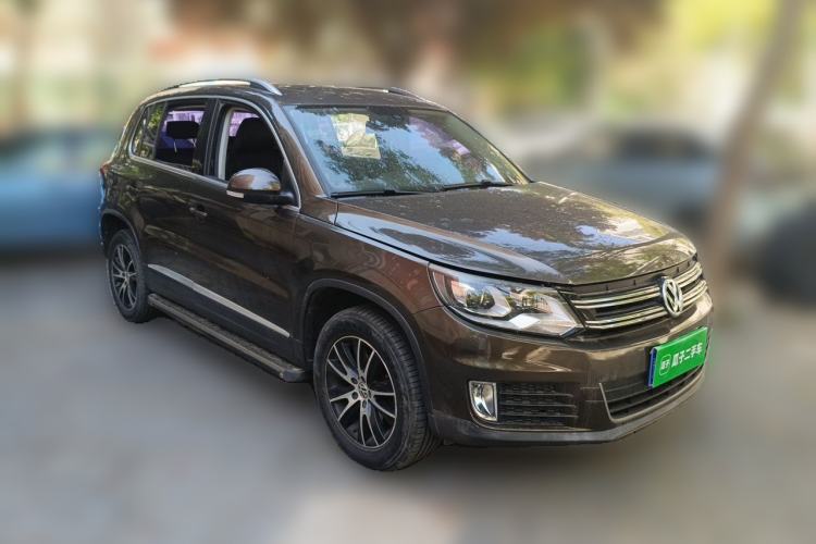 Used Volkswagen Tiguan 2015 1.8TSI Automatic Two-Wheel Drive Luxury Model Exterior 2