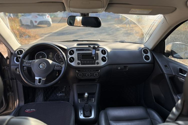 Used Volkswagen Tiguan 2015 1.8TSI Automatic Two-Wheel Drive Comfort Edition Exterior 3