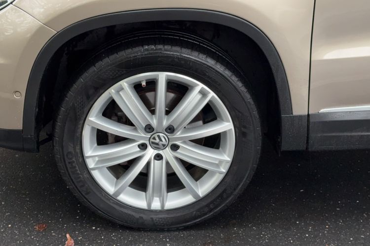 Used Volkswagen Tiguan 2015 2.0 TSI Comfort Edition Exterior 3