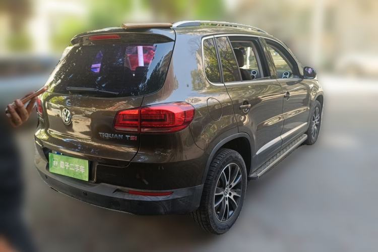 Used Volkswagen Tiguan 2015 1.8TSI Automatic Two-Wheel Drive Luxury Model Exterior 5