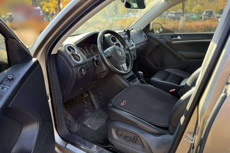 Used Volkswagen Tiguan 2015 1.8TSI Automatic Two-Wheel Drive Comfort Edition Exterior 9