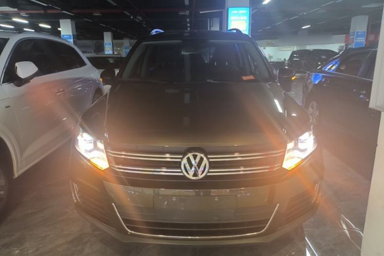 Used Volkswagen Tiguan 2015 1.8TSI Automatic Two-Wheel Drive Comfort Edition Front