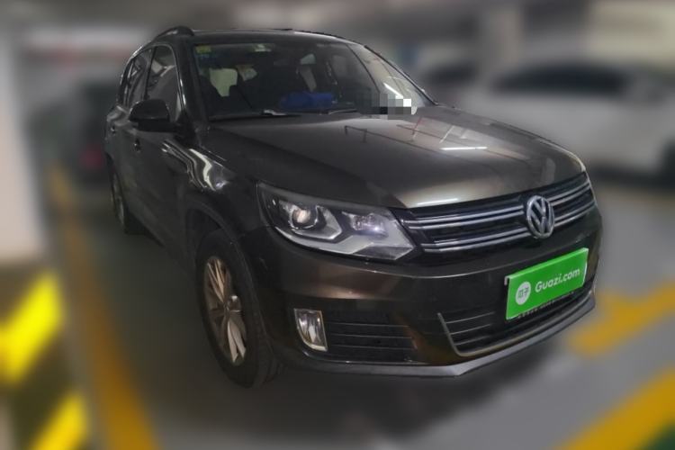 Used Volkswagen Tiguan 2015 1.8TSI Automatic Two-Wheel Drive Comfort Edition Front Right 45 Deg