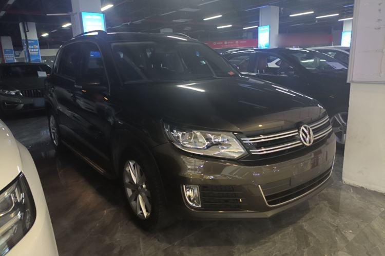 Used Volkswagen Tiguan 2015 1.8TSI Automatic Two-Wheel Drive Comfort Edition Front Right 45 Deg