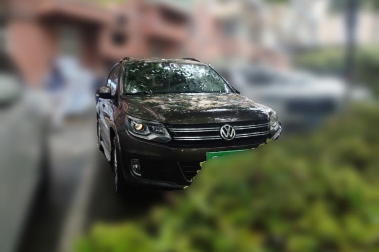 Used Volkswagen Tiguan 2015 1.8TSI Automatic Two-Wheel Drive Comfort Edition Front Right 45 Deg
