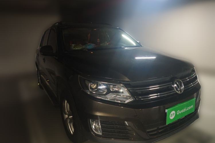 Used Volkswagen Tiguan 2015 1.8TSI Automatic Two-Wheel Drive Trend Edition Front Right 45 Deg