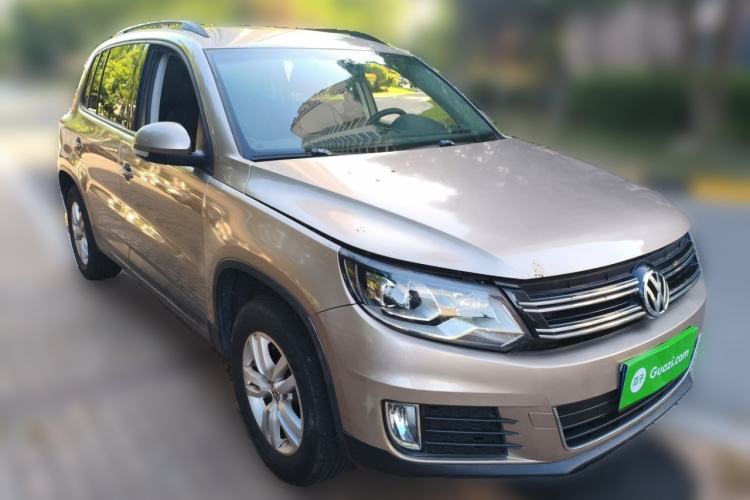 Used Volkswagen Tiguan 2015 1.8TSI Automatic Two-Wheel Drive Trend Edition Front Right 45 Deg