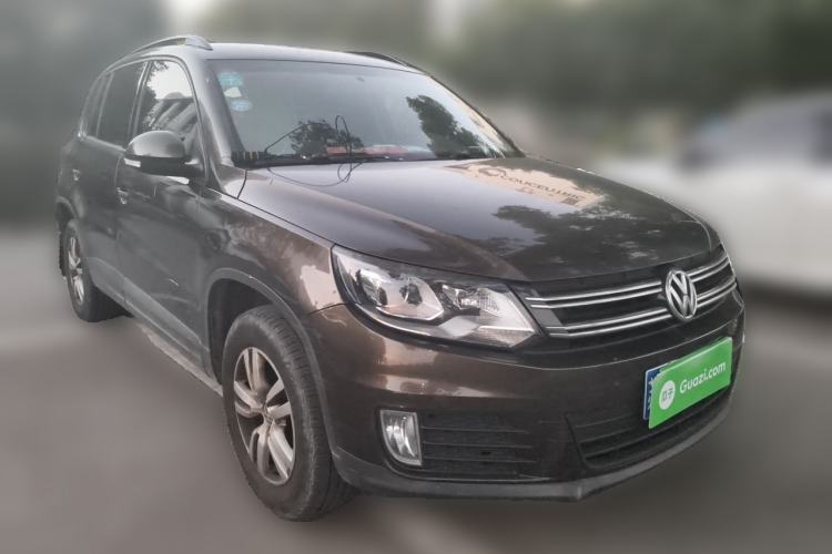 Used Volkswagen Tiguan 2015 1.8TSI Automatic Two-Wheel Drive Trend Edition Front Right 45 Deg