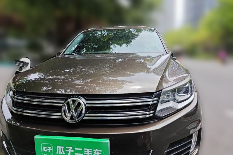 Used Volkswagen Tiguan 2015 1.8TSI Automatic All-Wheel-Drive Luxury Model Front