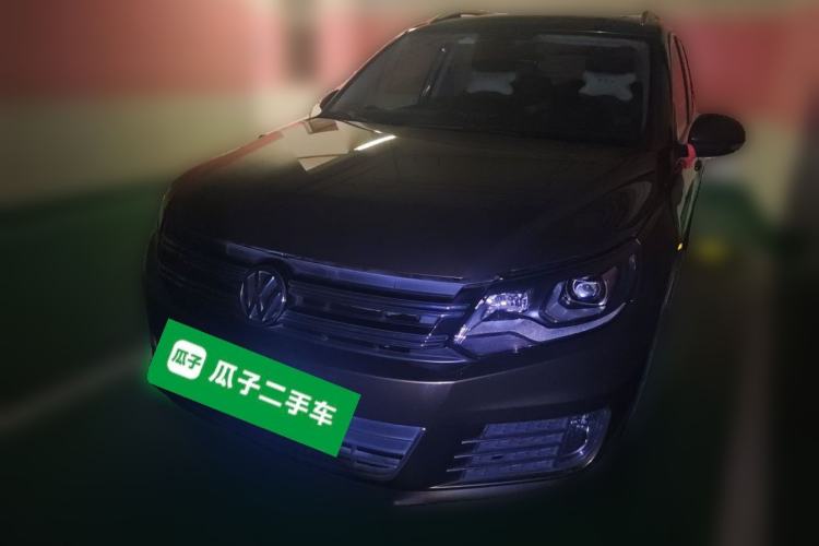 Used Volkswagen Tiguan 2015 1.8TSI Automatic All-Wheel-Drive Luxury Model Front