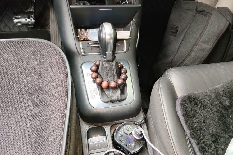 Used Volkswagen Tiguan 2015 1.8TSI Automatic Two-Wheel Drive Comfort Edition Gear Lever
