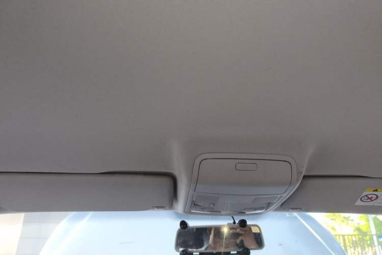 Used Volkswagen Tiguan 2015 1.8TSI Automatic Two-Wheel Drive Trend Edition Headliner