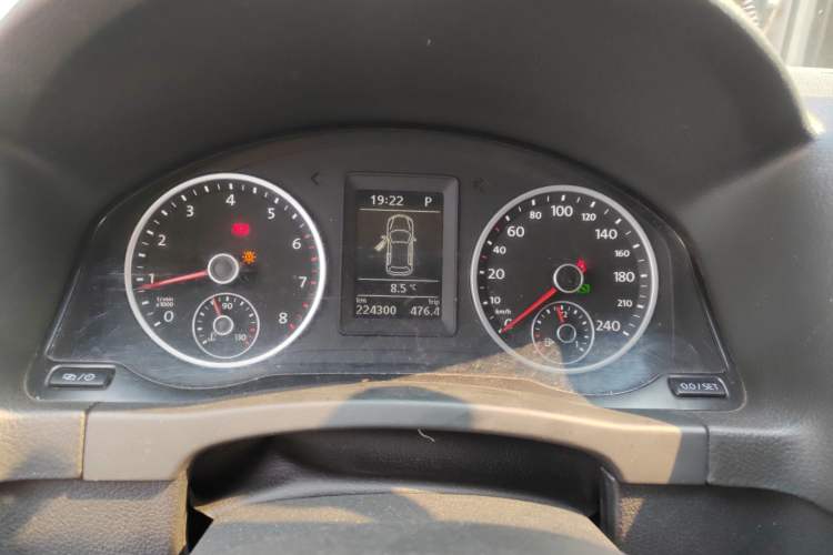 Used Volkswagen Tiguan 2015 1.8TSI Automatic Two-Wheel Drive Trend Edition Instrument Cluster