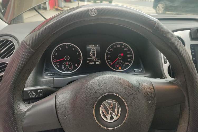 Used Volkswagen Tiguan 2015 1.8TSI Automatic Two-Wheel Drive Trend Edition Instrument Cluster