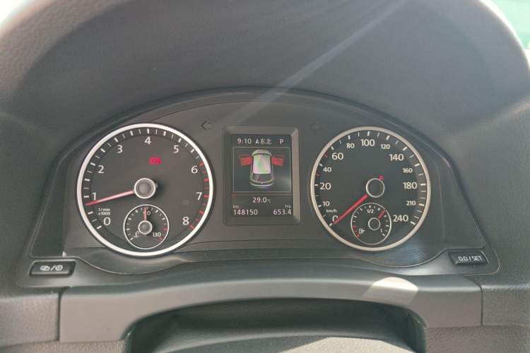 Used Volkswagen Tiguan 2015 1.8TSI Automatic All-Wheel-Drive Luxury Model Instrument Cluster