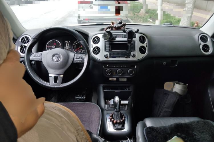 Used Volkswagen Tiguan 2015 1.8TSI Automatic Two-Wheel Drive Comfort Edition Interior 2