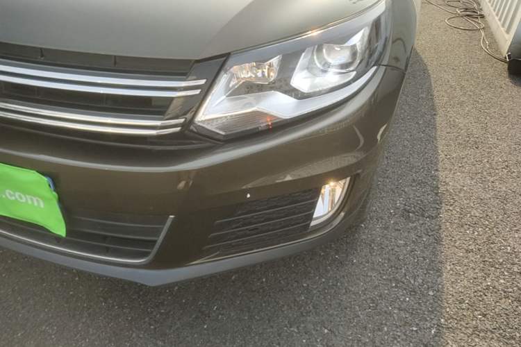 Used Volkswagen Tiguan 2015 1.8TSI Automatic Two-Wheel Drive Comfort Edition Left Front Headlight