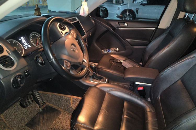 Used Volkswagen Tiguan 2015 1.8TSI Automatic Two-Wheel Drive Comfort Edition Left Front Seat