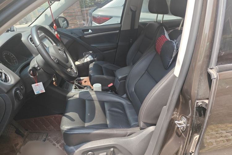 Used Volkswagen Tiguan 2015 1.8TSI Automatic Two-Wheel Drive Comfort Edition Left Front Seat