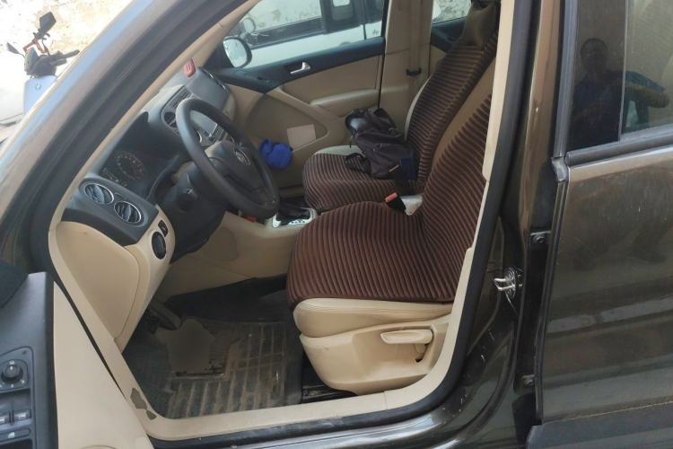 Used Volkswagen Tiguan 2015 1.8TSI Automatic Two-Wheel Drive Trend Edition Left Front Seat