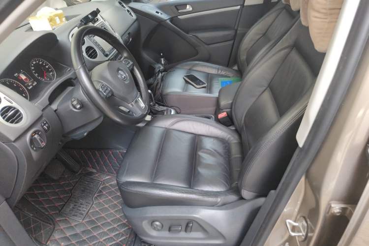 Used Volkswagen Tiguan 2015 1.8TSI Automatic Two-Wheel Drive Luxury Model Left Front Seat