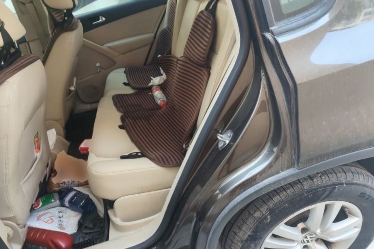 Used Volkswagen Tiguan 2015 1.8TSI Automatic Two-Wheel Drive Trend Edition Left Rear Seat