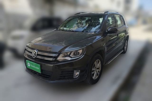 Ojetý Volkswagen Tiguan 2015 1.8TSI Automatic Two-Wheel Drive Trend Edition