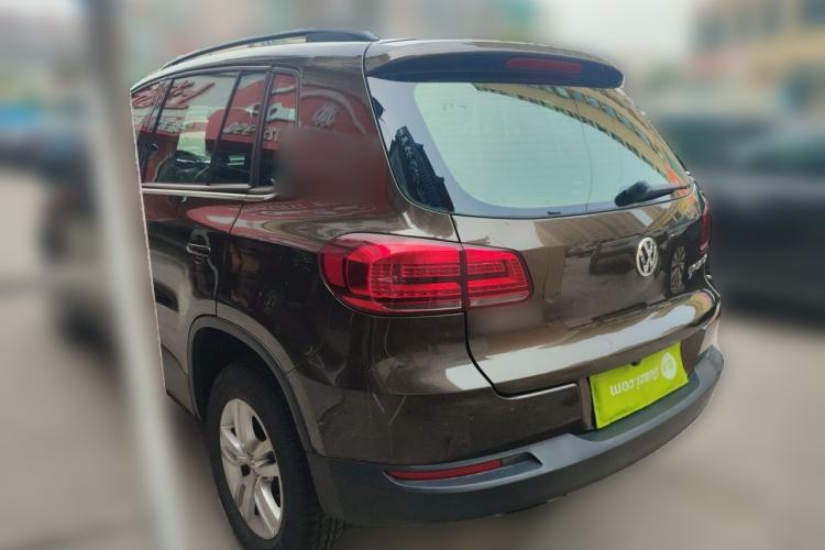 Used Volkswagen Tiguan 2015 1.8TSI Automatic Two-Wheel Drive Trend Edition Rear Left 45 Deg