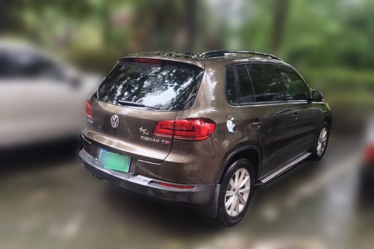 Used Volkswagen Tiguan 2015 1.8TSI Automatic Two-Wheel Drive Comfort Edition Rear Right 45 Deg