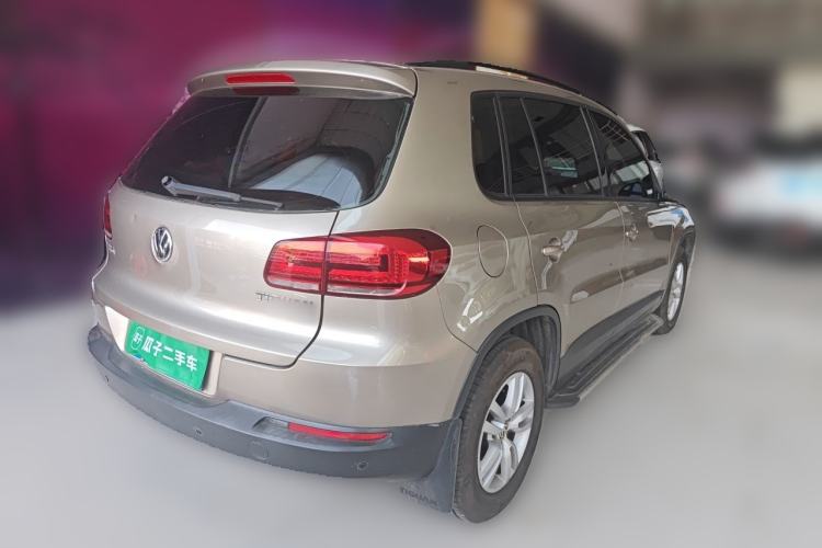 Used Volkswagen Tiguan 2015 1.8TSI Automatic Two-Wheel Drive Trend Edition Rear Right 45 Deg