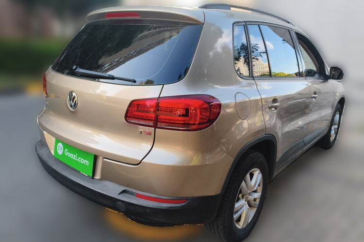 Used Volkswagen Tiguan 2015 1.8TSI Automatic Two-Wheel Drive Trend Edition Rear Right 45 Deg