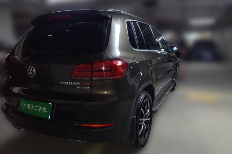Used Volkswagen Tiguan 2015 2.0 TSI Automatic All-Wheel Drive Flagship Edition Rear Right 45 Deg