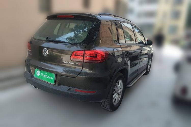 Used Volkswagen Tiguan 2015 1.8TSI Automatic Two-Wheel Drive Trend Edition Rear Right 45 Deg