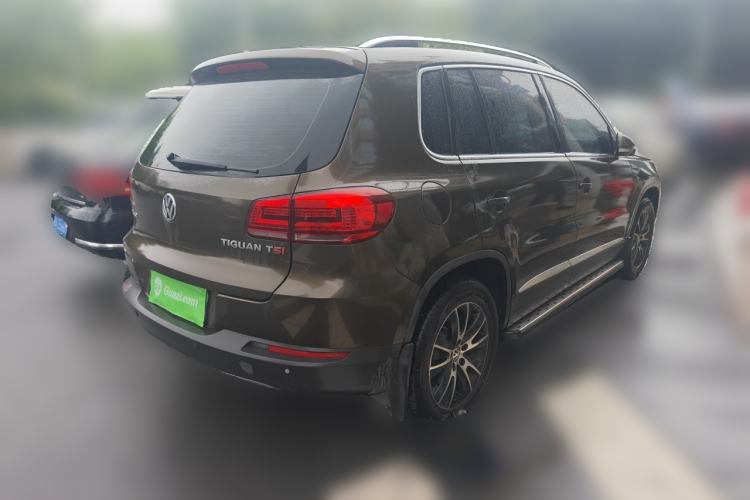 Used Volkswagen Tiguan 2015 1.8TSI Automatic Two-Wheel Drive Luxury Model Rear Right 45 Deg