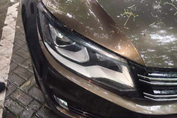 Used Volkswagen Tiguan 2015 1.8TSI Automatic Two-Wheel Drive Comfort Edition Right Front Headlight