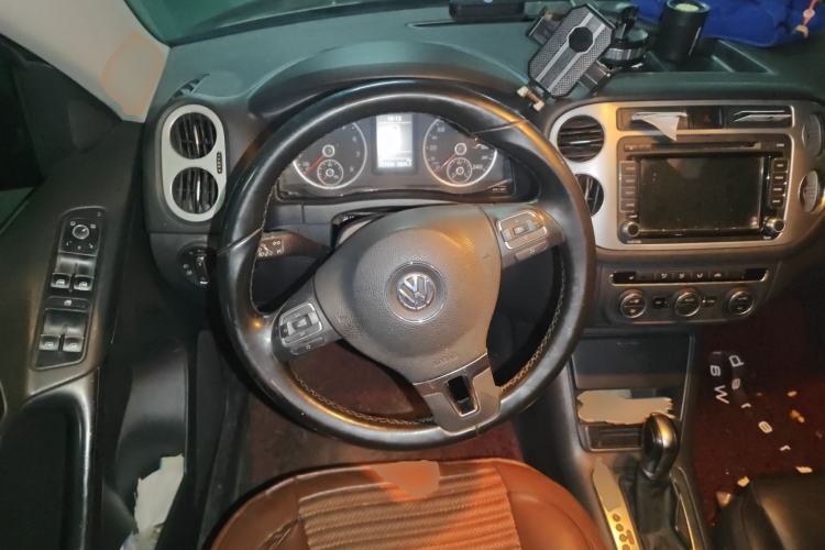 Used Volkswagen Tiguan 2015 1.8TSI Automatic Two-Wheel Drive Comfort Edition Steering Wheel