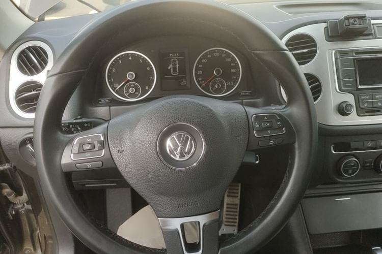 Used Volkswagen Tiguan 2015 1.8TSI Automatic Two-Wheel Drive Comfort Edition Steering Wheel