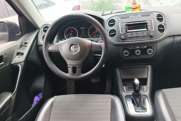 Used Volkswagen Tiguan 2015 1.8TSI Automatic Two-Wheel Drive Trend Edition Steering Wheel