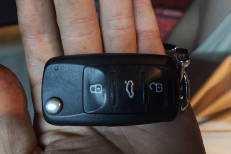 Used Volkswagen Tiguan 2015 2.0 TSI Automatic All-Wheel Drive Flagship Edition Vehicle Key