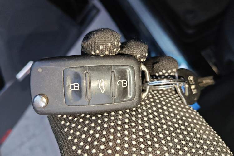 Used Volkswagen Tiguan 2015 2.0 TSI Automatic All-Wheel Drive Flagship Edition Vehicle Key