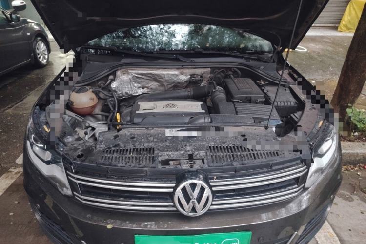 Used Volkswagen Tiguan 2015 1.8TSI Automatic Two-Wheel Drive Comfort Edition Engine Bay