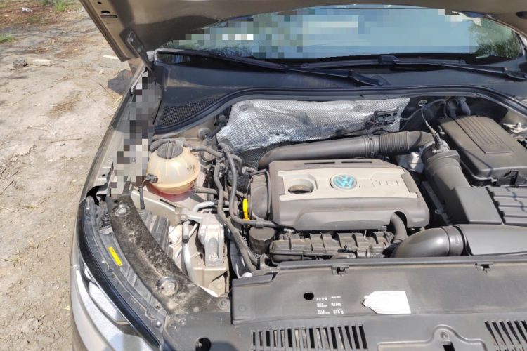 Used Volkswagen Tiguan 2015 1.8TSI Automatic Two-Wheel Drive Comfort Edition Engine Bay Right