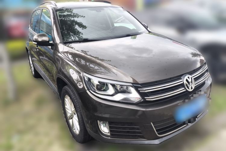 Used Volkswagen Tiguan 2015 1.8TSI Automatic Two-Wheel Drive Comfort Edition Front Right 45 Deg
