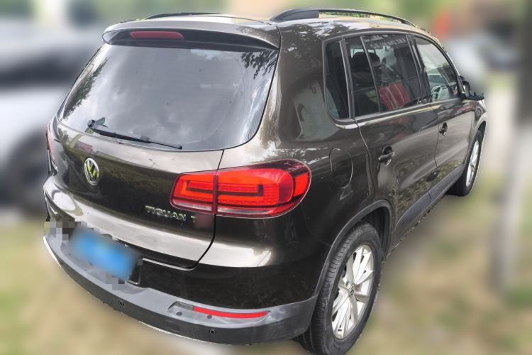Used Volkswagen Tiguan 2015 1.8TSI Automatic Two-Wheel Drive Comfort Edition Rear Right 45 Deg