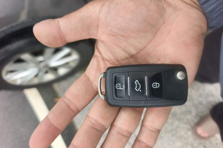 Used Volkswagen Tiguan 2015 1.8TSI Automatic Two-Wheel Drive Comfort Edition Vehicle Key